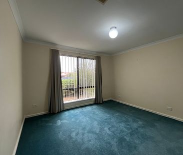 GREAT LOCATION! - Photo 4