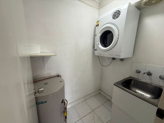 2-Bedroom Unit in the Heart of Lidcombe!! - Photo 1