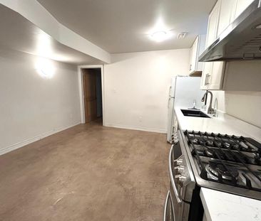 For Lease - 538 Runnymede Road Unit# Basement, Toronto, Ontario - Photo 6