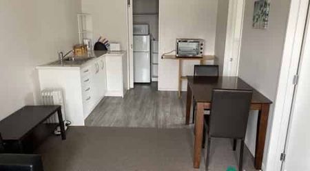 Furnished Rooms Available - Power & Internet Included! - Photo 5