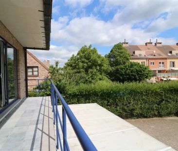 Appartement met 2 slpk., grote garage en terras, rustige ligging - Photo 6