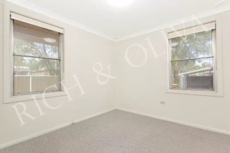 9B/25 Etonville Parade, Ashfield - Photo 2