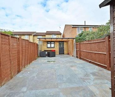 Watford, Watford, WD18 - Photo 3