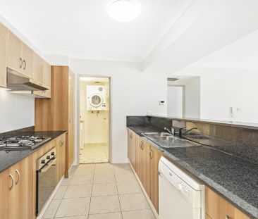 Convenient Lifestyle - Photo 2