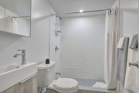 1371 King Street W #101 - Photo 3