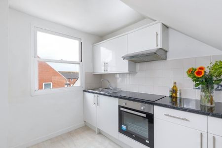 Studio Flat, College Road, BN2 - Photo 5