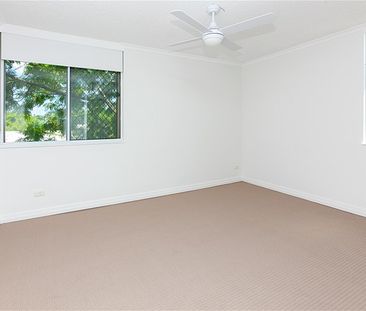2/10 Butler Street, Ascot QLD 4007 - Apartment For Rent | Domain - Photo 5