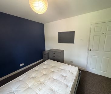 Gale Lane, Acomb - P10827 - Photo 3