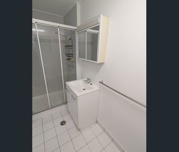 LOCATION!!! LOCATION!!!! - Photo 3