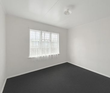 3 BEDROOM FAMILY HOME! - Photo 2
