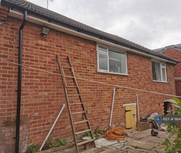 3 bedroom bungalow to rent - Photo 3