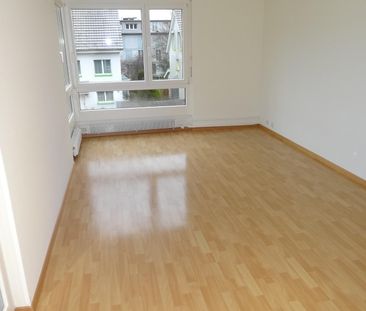 3.5 Zimmerwohnung in ruhig gelegener Ueberbauung im Grünen - Photo 1