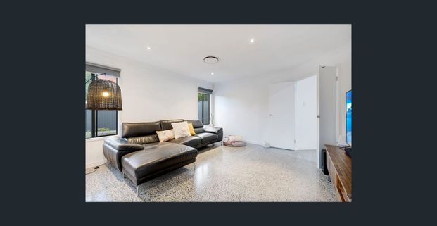 Stylish Corner Block Home with Premium Upgrades in Stretton College Zone - Photo 1