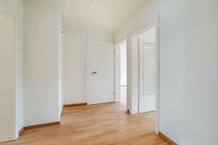 Neuer Glanz in Münchenstein: Strangsanierte 4.5-Zimmer-Wohnung - Foto 5