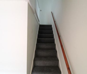 3 bedroom maisonette to rent - Photo 5