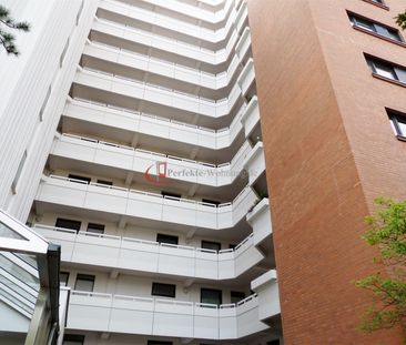 2-Zimmerwohnung mit Parkett, Balkon und herrlichem Ausblick - Photo 1