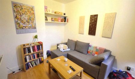 37 Filey Road, Fallowfield, Manchester, M14 6GG - Photo 2