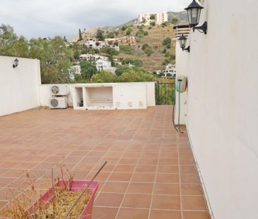 Fantástico ático dúplex en Benalmádena de dos dormitorios con estup... - Photo 3