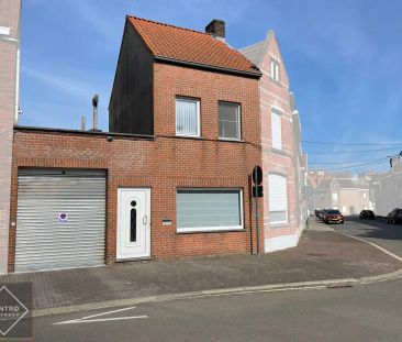Centraal gelegen woning met 3 slpks, terras én garage! - Photo 2