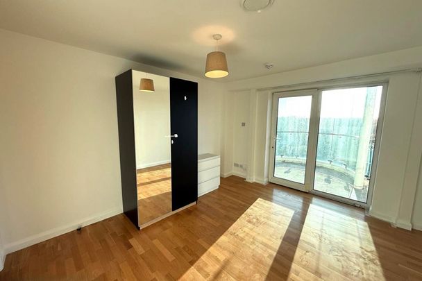 Sydney Road, ENFIELD - Photo 1