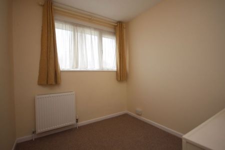 Cribb Close, Poole - Photo 5