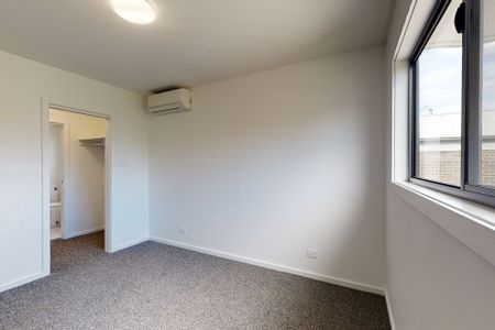 3/48 Beath Street, Kahibah NSW 2290 - Photo 5