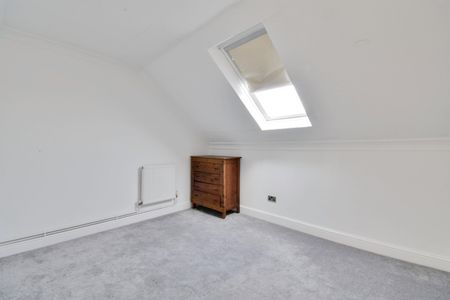 3 bedroom apartment to rent - Photo 2