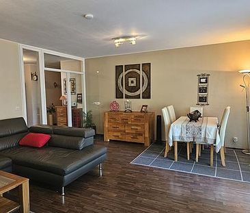 Geräumige 2-Raum-Wohnung in gepflegter Wohnanlage *Tiefgaragenstell... - Foto 1