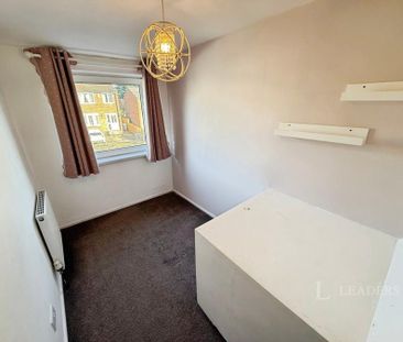 3 bedroom house to rent Grange Road, Royston, Barnsley, S71 - Photo 2