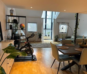 Offen gestaltete Maisonette mit viel Licht - Photo 2