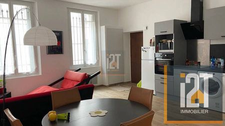 Appartement à louer - Nîmes 3 pièces de 75 m² - Photo 3