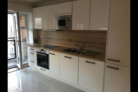 2 Bed Flat, Holford Way, SW15 - Photo 5