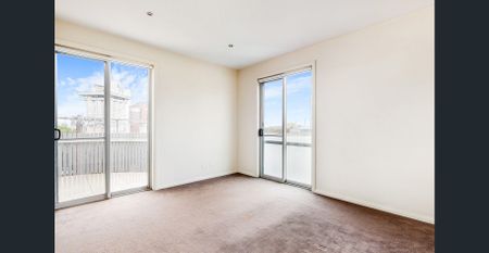 Sunfilled 3 Story Townhouse - Photo 3