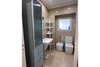 Apartamento T5 em Lisboa