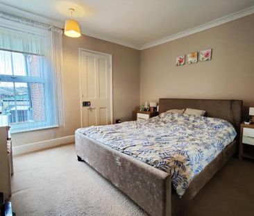 2 bedroom terraced house to rent - Photo 3