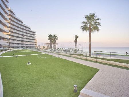 3 bedroom luxury Apartment for rent in Playa de San Juan, Alicante, Valencia - Photo 2