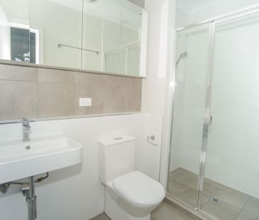 50 Arnold Close, Findon - Photo 6