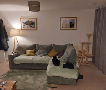 2 Bed Flat, Colby Street, SO16 - Photo 1
