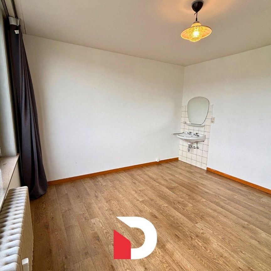 Ruim appartement met 3 slaapkamers te Sint-Michiels - Photo 1