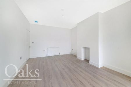 4 bedroom semi-detached house to rent - Photo 2