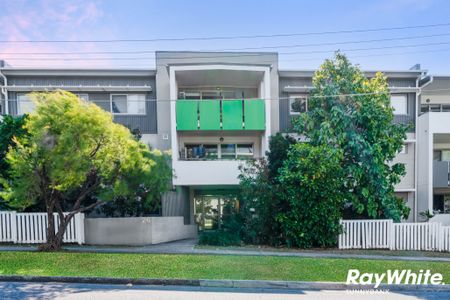 Modern Comfort Meets Effortless Living in the Heart of Cooper Plains - Photo 3