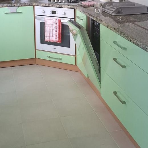 Na prenájom: Kompletne zariadený 2-izbový byt s balkónom - Photo 1