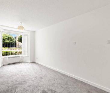 2 bedroom ground floor flat to rent - Photo 1