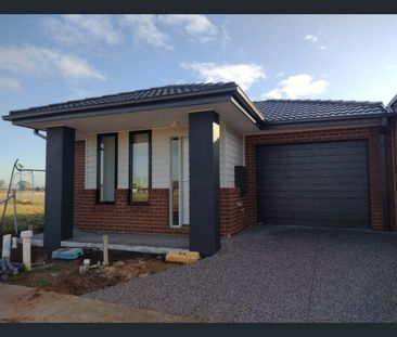 Stunning Home! - Photo 1