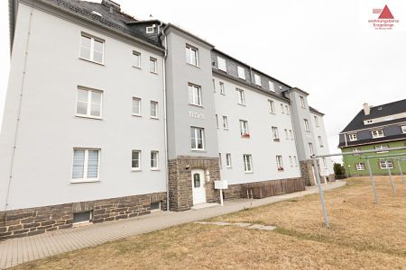 Modern sanierte 2-Raum-Wohnung in Annaberg - Einbauküche kann übernommen werden!! - Foto 2
