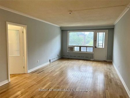 For Lease - 139 Royal York Road Unit# 3, Toronto, Ontario - Photo 3