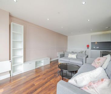 3 bedroom apartment to rent - Photo 4