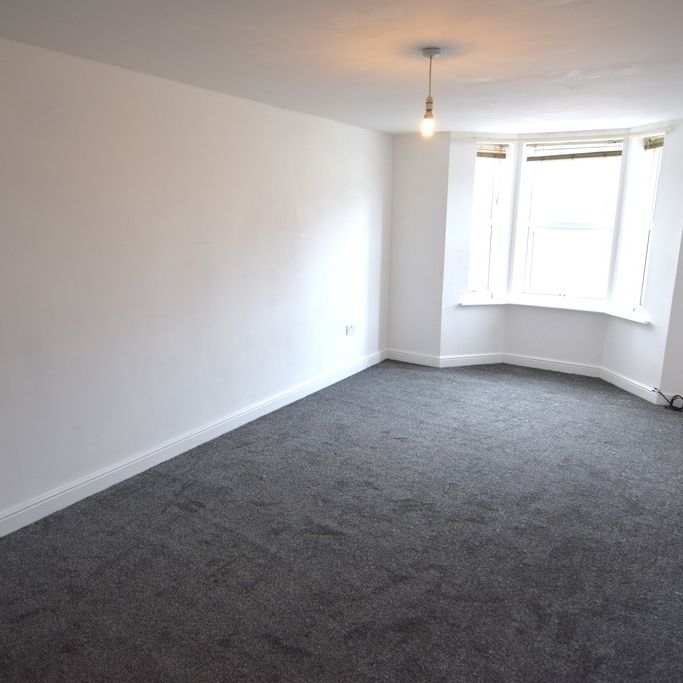 To Let 2 Bed Flat - Photo 1