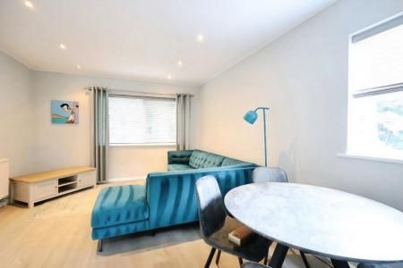 Hallam Court, S17 4QD - Photo 2