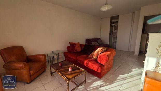 Location Appartement 1 pièce 37m² CHAMALIERES 63400 - Photo 1